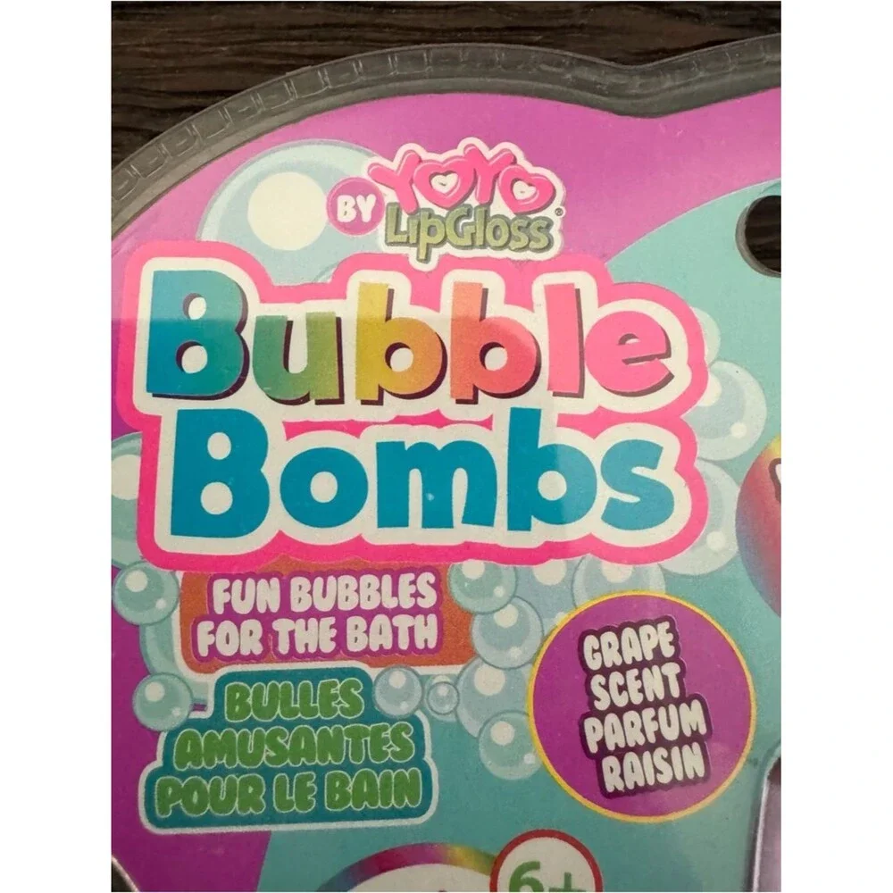 Yoyo by Lipgloss Bubble Bombs Mermaid Bath Bomb Grape Scent NWT